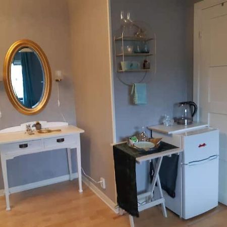 Lyxigt Rum Med Eget/Badrum Med Spa Kaensla Jönköping Exteriér fotografie